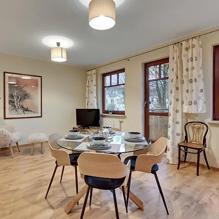 Smile By Grand Apartment *